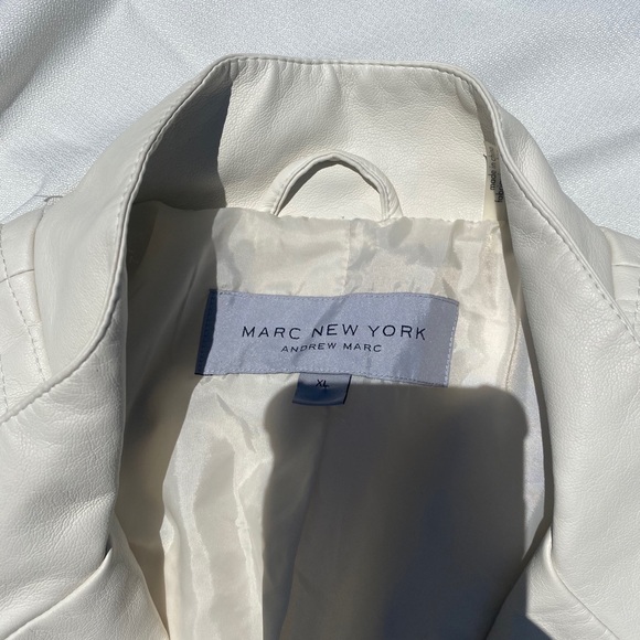 Jacket - Picture 3 of 3